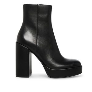 Steve Madden Zenia Black Leather Platform Boots - NEVER WORN
